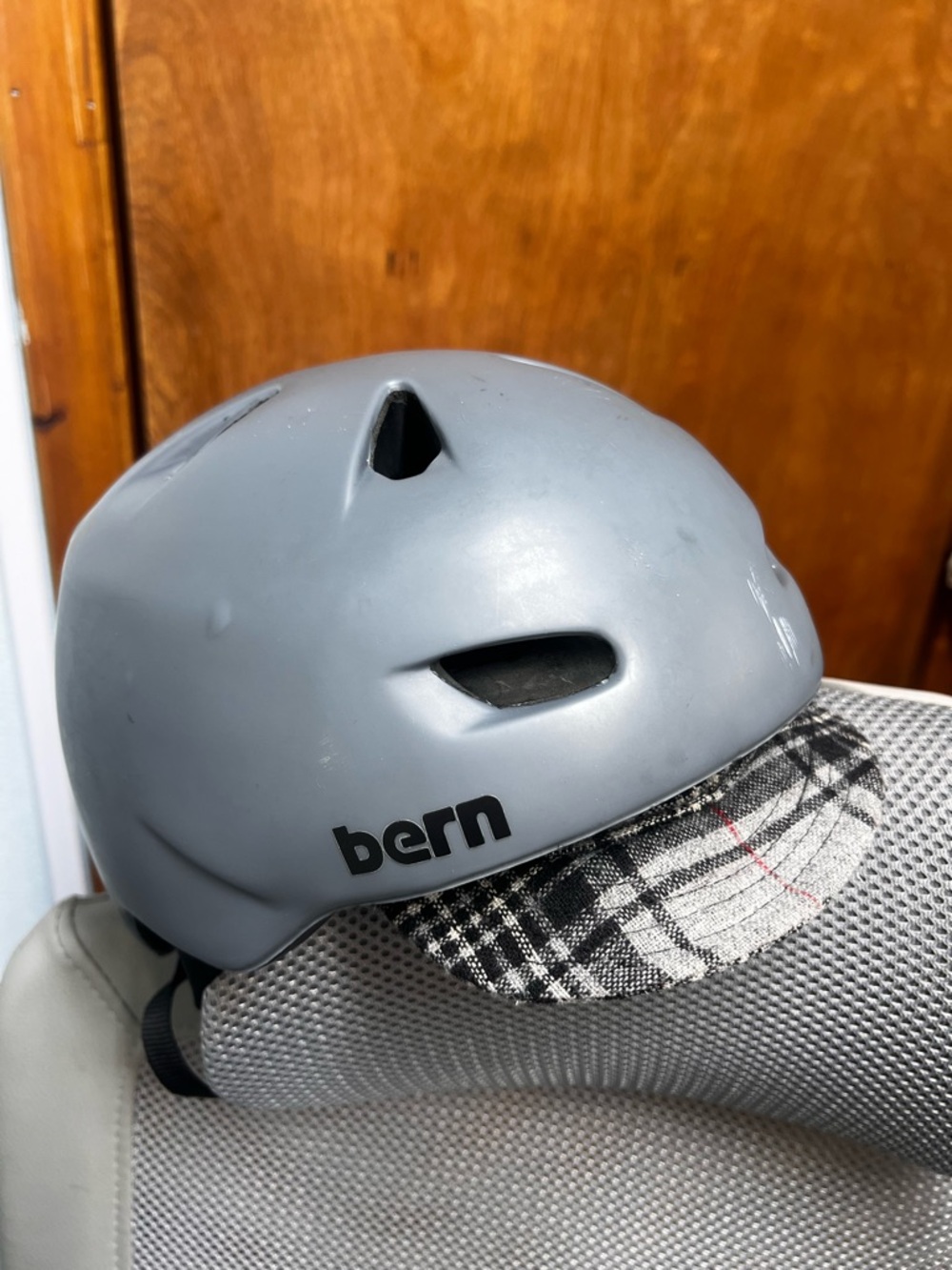 Bern Brentwood Helmet – Multi-Sport (Bike / Ski / Snowboard)